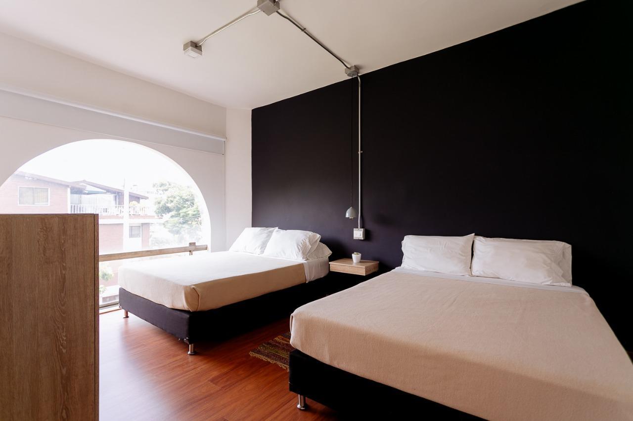 Two Br Apartment Lleras Medellín Exteriör bild